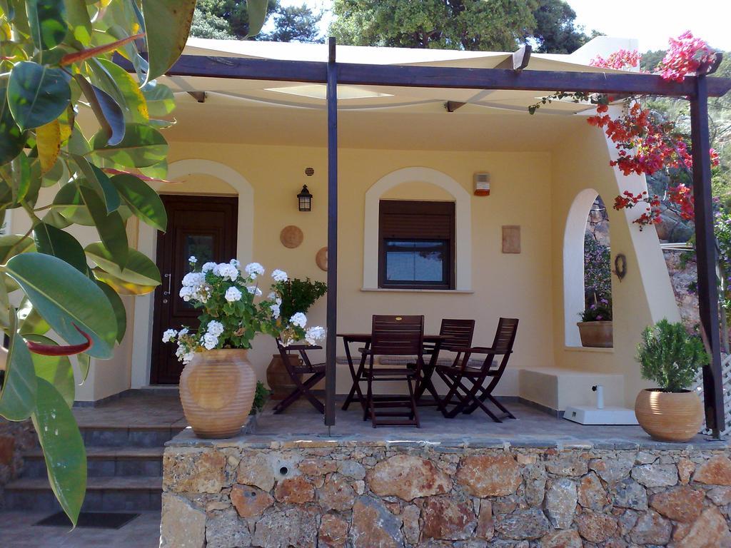Fissi Villas Agritourism Accommodation Near The Sea Agios Nikolaos Exteriör bild